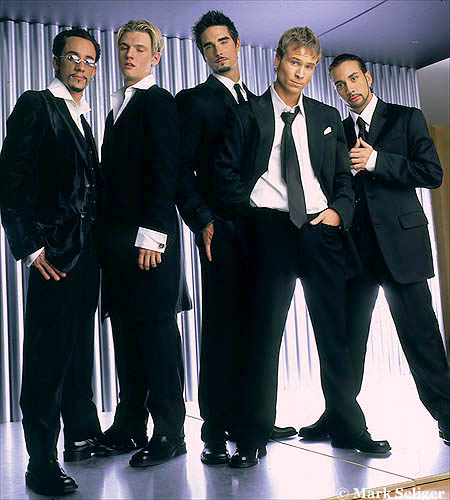 Backstreet boys shape of my heart. Бэкстрит бойс 2000. Бэкстрит бойс в молодости. Backstreet boys 2000 Photoshoot. Одежда Backstreet boys 2000.